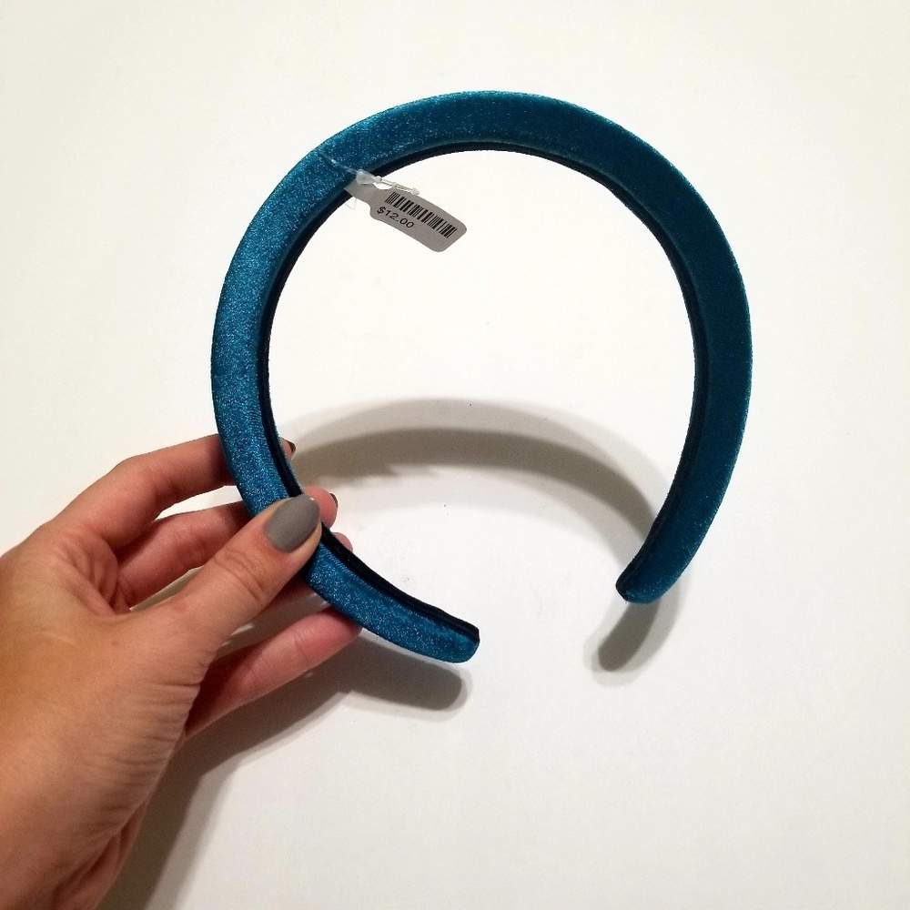 UO Velvet Headband